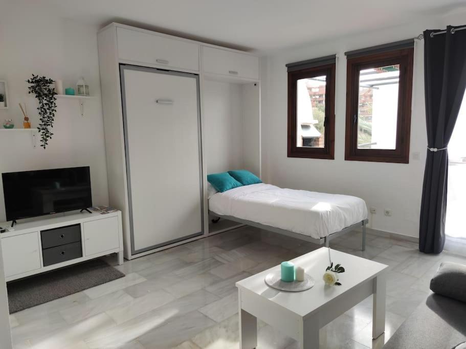 Apartamento Maika Benalsun Pueblo Evita Benalmadena Exterior photo